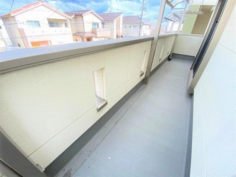 バルコニー お客様にあった住宅ローンをご提案させていただきます