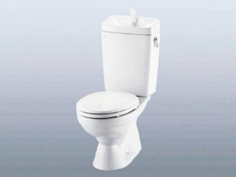トイレ 【リフォーム中】1階トイレはLIXIL製の温水洗浄便座トイレに新品交換します。壁・天井のクロス、床のクッションフロアを張り替えます。毎日家族が使う場所なので、清潔感のある空間に仕上げます。