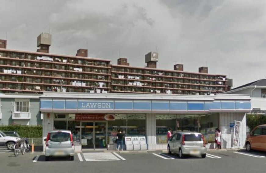 コンビニ ローソン 仙台東中田店まで徒歩10分(736m)