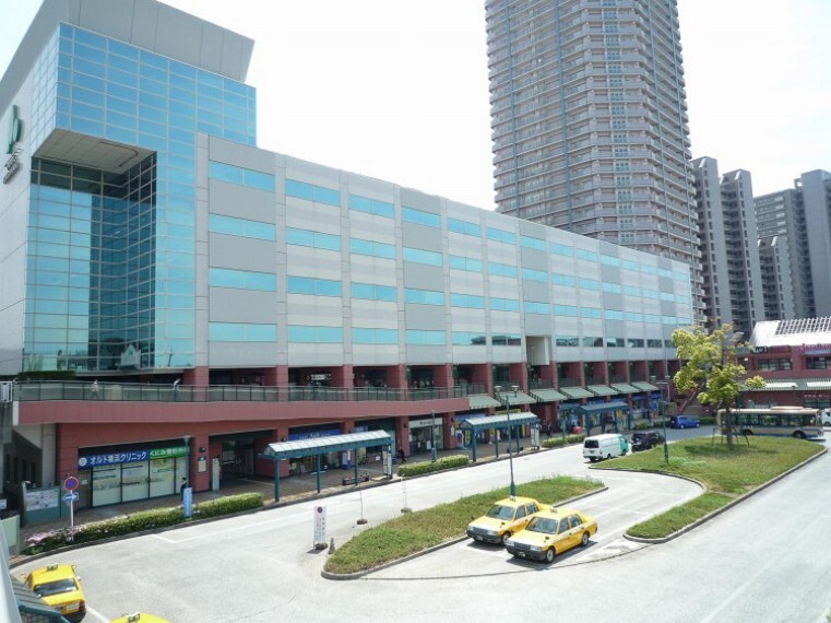 『新子安』駅(京浜東北線快速停車駅。「品川」駅へ約22分、「東京」駅へ約31分!「横浜」駅へは約6分。)