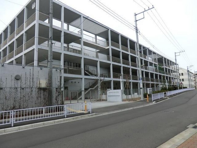 小学校 横浜市立子安小学校
