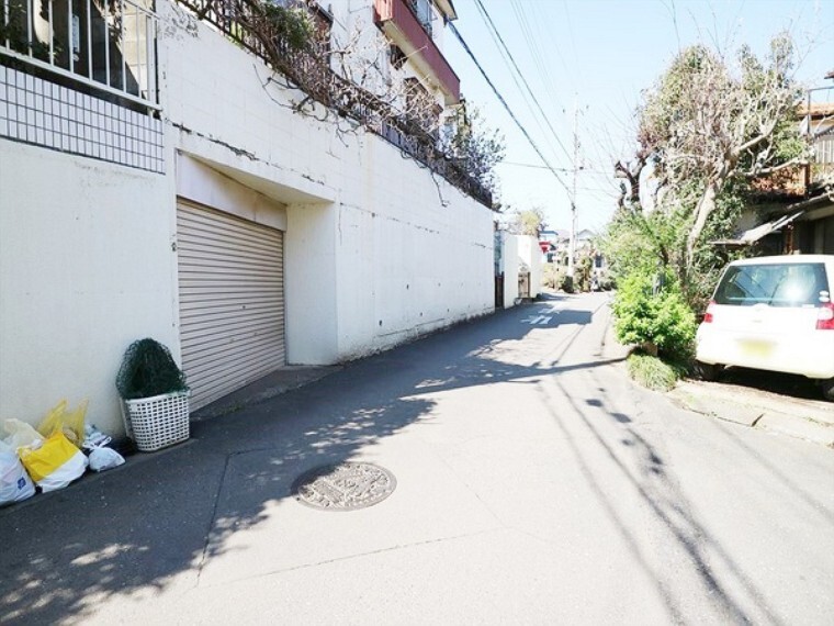 現況写真 緑豊かで広大な面積を誇る「航空公園」が徒歩約11分にあります。