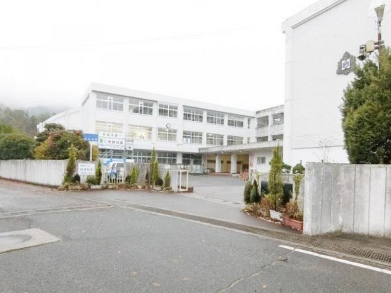 中学校 熊野東中学校
