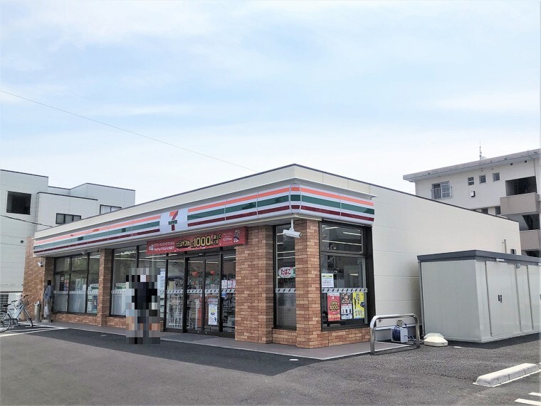 コンビニ セブンイレブン 浜松蜆塚4丁目店