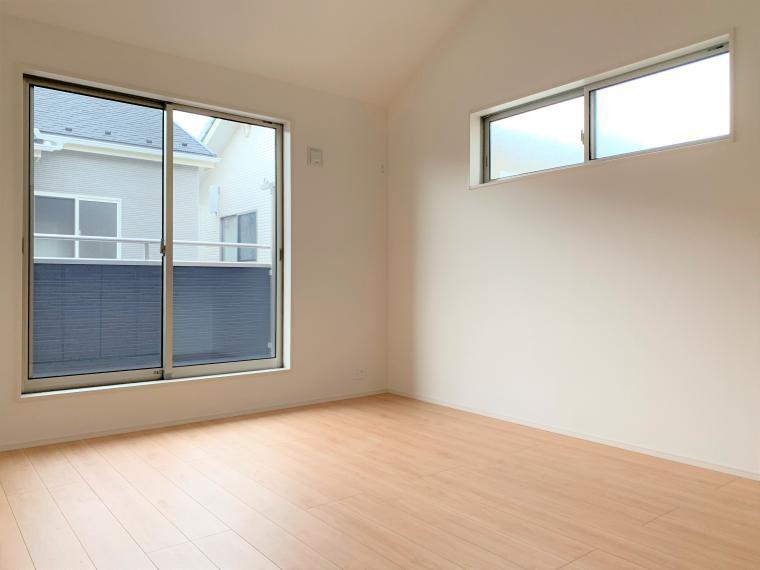 洋室 7帖の居室は、心地よく寛げるようゆったりとした広さを確保しています!