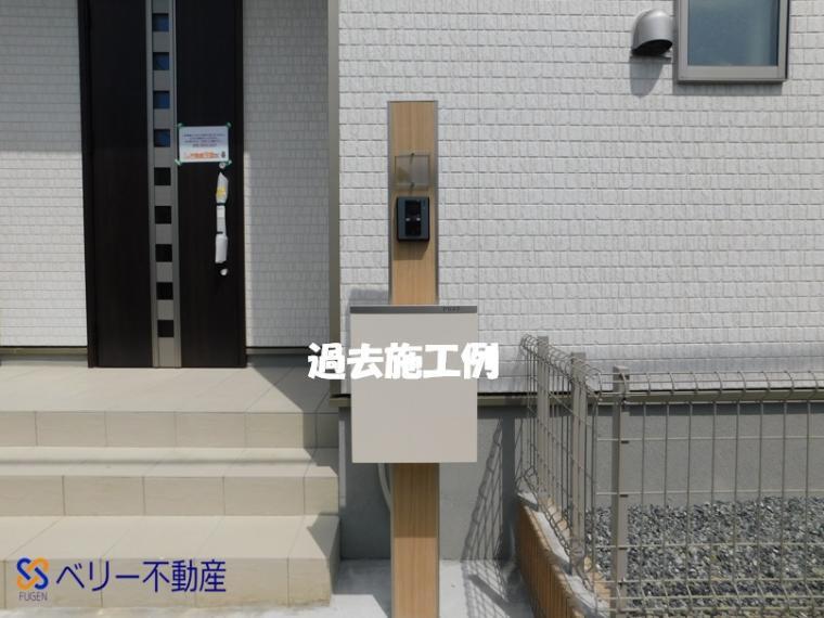 玄関 来客者を確認できるモニター付インターホン