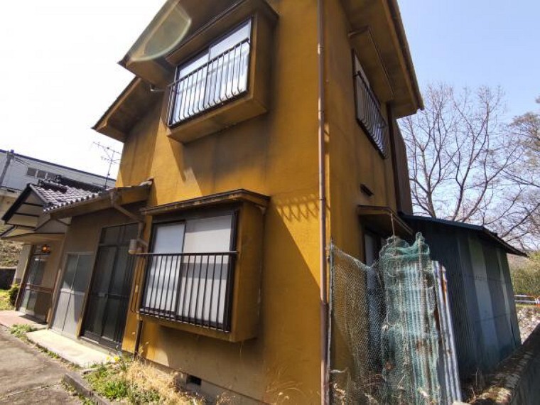 外観写真 【解体予定】土地北側にある二階建ては弊社で解体工事いたします。