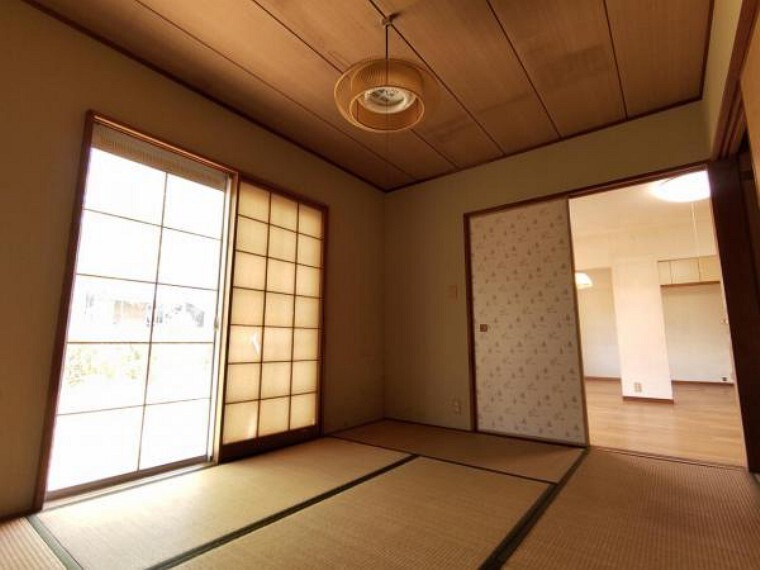 【リフォーム中】クロス張替え、畳表替、障子・襖張替え、照明交換を予定しております。和室を寝室にして、家族みんなの布団を敷いておやすみなさい、というのも素敵ですね。