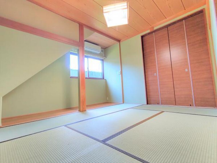 【リフォーム前】こちらは現在の1階中央和室です。隣の北側洋室と続き間になっており、今回のリフォームでLDKに生まれ変わります。スペースが広くなり、キッチンとの動線もよくなるので使いやすいですね。
