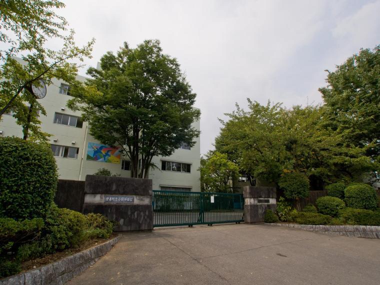 中学校 伊奈町立 小針中学校