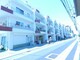 外観写真 低層棟の1階部分には店舗がはいっております。