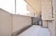 玄関 専用ポーチ付玄関。居住者様の専用ポーチは、その名の通り独占できる空間となります。角部屋ならではの強みと言えるでしょう。