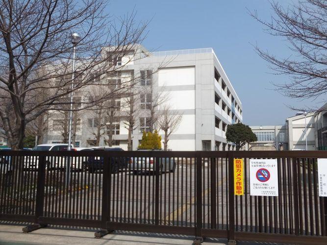中学校 千葉市立轟町中学校 徒歩9分。