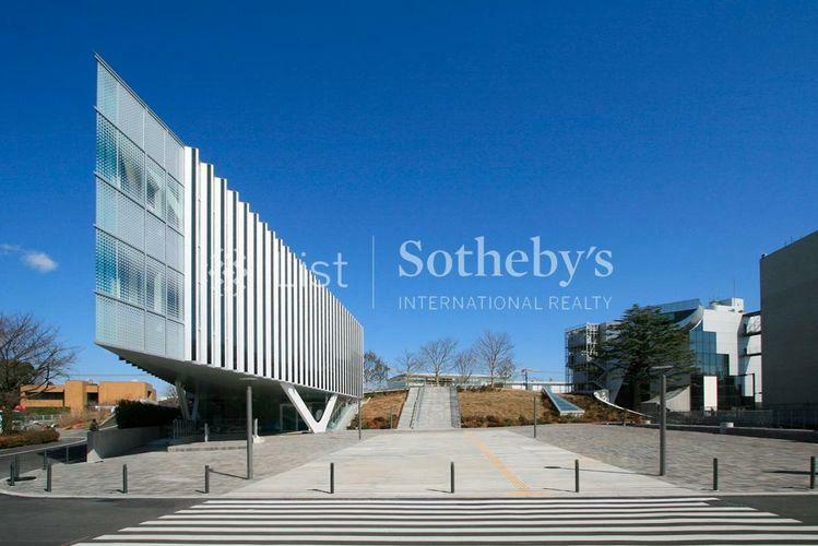 図書館 東京工業大学附属図書館大岡山本館 徒歩8分。