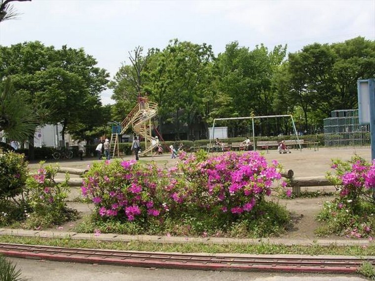 公園 行徳駅前公園