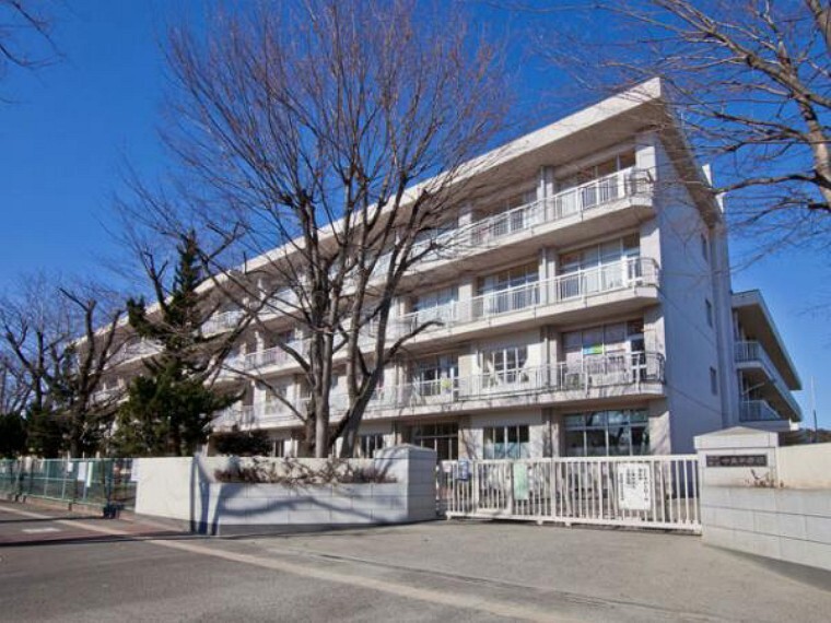 中学校 所沢市立中央中学校まで33分