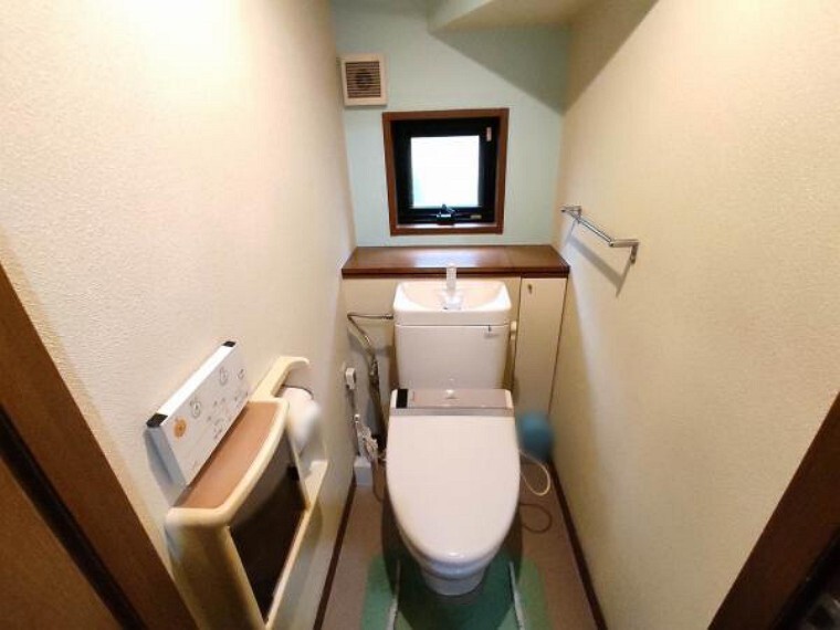 トイレ トイレは1階と2階にもございます。