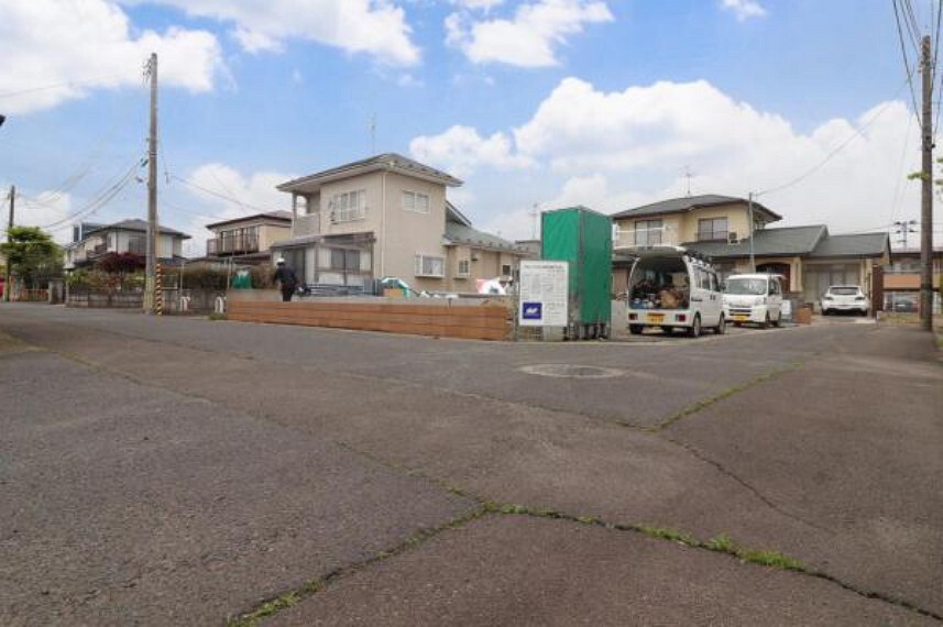 現況外観写真 (現地写真)完成に向けて建築中!