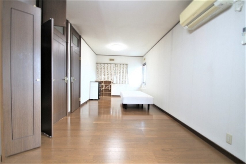 子供部屋 併せて12帖の洋室は子供部屋にどうぞ!