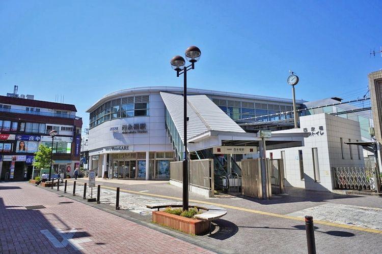 西永福駅(京王 井の頭線) 徒歩12分。西永福駅はなかなか馴染みがない駅かもしれませんが、駅の南側は非常に道路が広く区画が整った杉並区を代表するような住宅地です。住環境を重視される方はぜひ一度足を踏…
