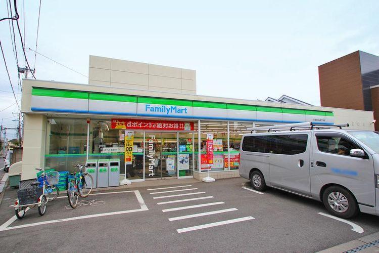 コンビニ ファミリーマート杉並浜田山四丁目店 徒歩6分。