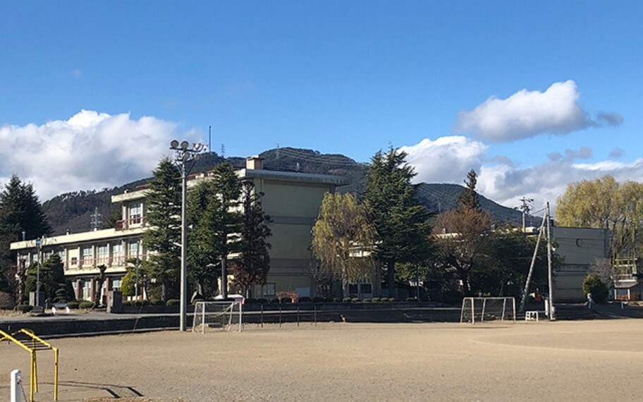 上田市立川辺小学校