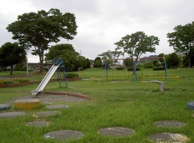 公園 堺田公園 徒歩5分。