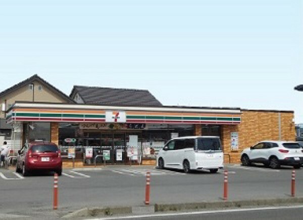 コンビニ セブンイレブン八島田店まで約390m（徒歩約5分）。  （2019年7月撮影）