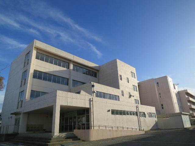 藤代中学校（約880m）