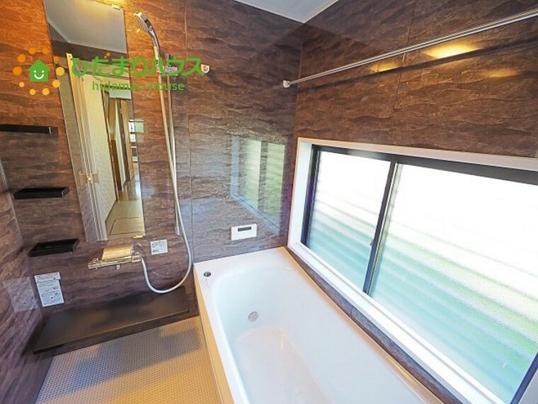 浴室 ユニットバスもピカピカの新品です。暖房乾燥機能付きです！
