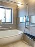 浴室 【同仕様例】1坪サイズで広々としたバスルーム。便利な浴室乾燥機付きです！