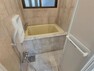 浴室 【リフォーム済】浴室はドア交換、水栓金具新品交換を行い、徹底的にクリーニングをしております。