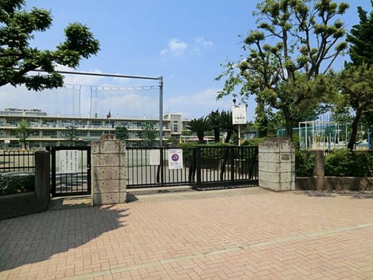 小学校 千葉市立本町小学校