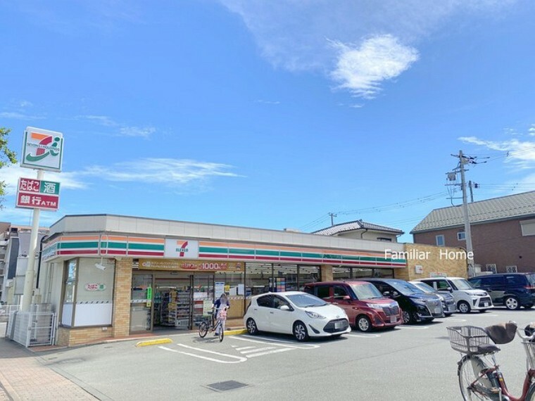 コンビニ セブンイレブン日野甲州街道駅前店