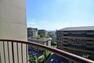 眺望 バルコニーからの眺め（東方向）［2021年10月4日撮影］9階部分のため、陽当たり良好です！