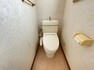 トイレ 洗浄機能付き便座のあるトイレ