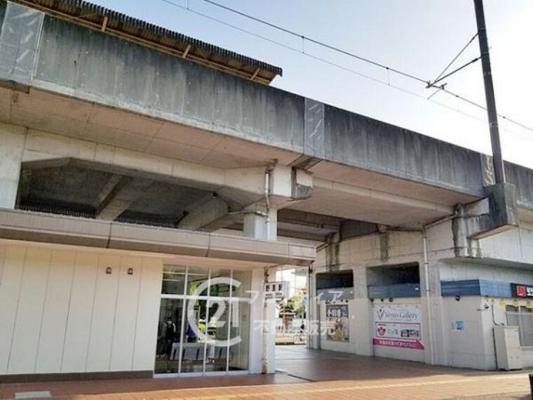 JR播但線「野里駅」駅周辺には「イオン姫路店」があります。駅前には神姫バスも走っているので乗り換えも便利です。