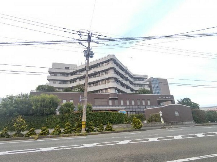 病院 きたじま田岡病院まで1100m徒歩14分。徒歩圏内に総合病院があると安心ですね。