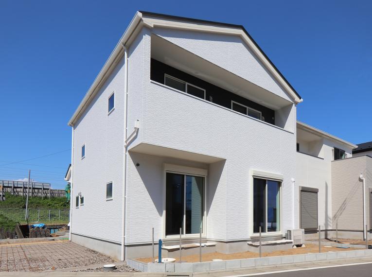 株式会社 秀建