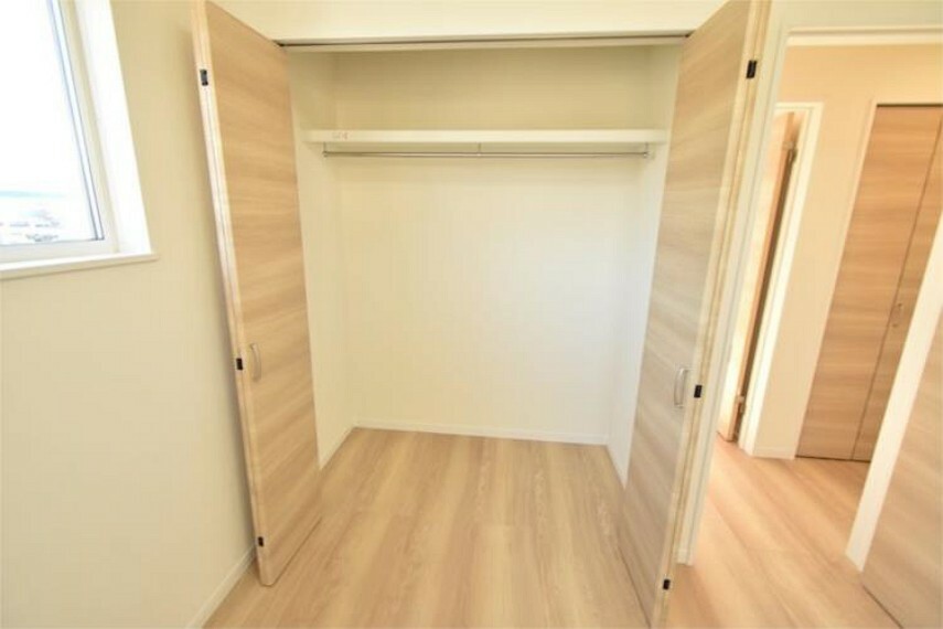 収納 全ての居室クローゼットがついており、お部屋を広々使用できます。