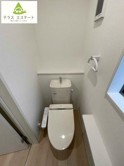 トイレ 1階2階にトイレございます。