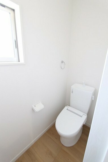 トイレ 【施工例】2階トイレ