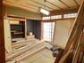 和室 【現在リフォーム中】和室は畳の表替え、クロス・襖の張替え、LED照明の新設を行います。