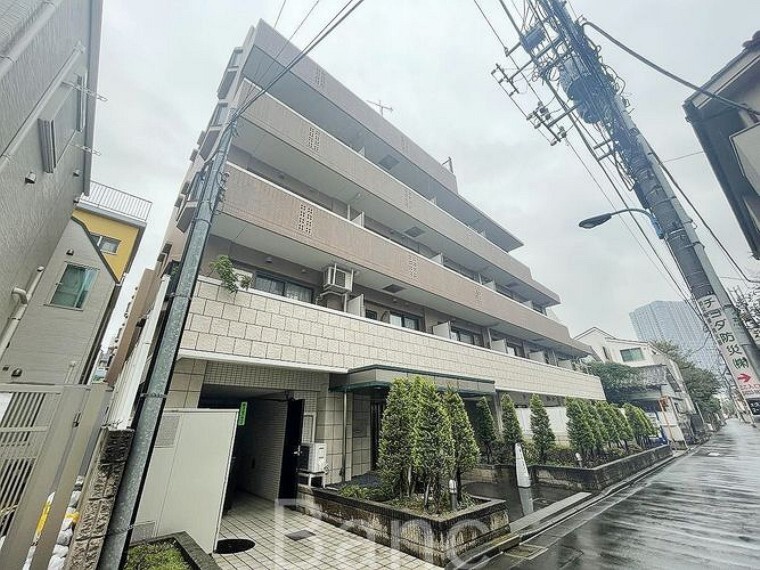 株式会社Banc