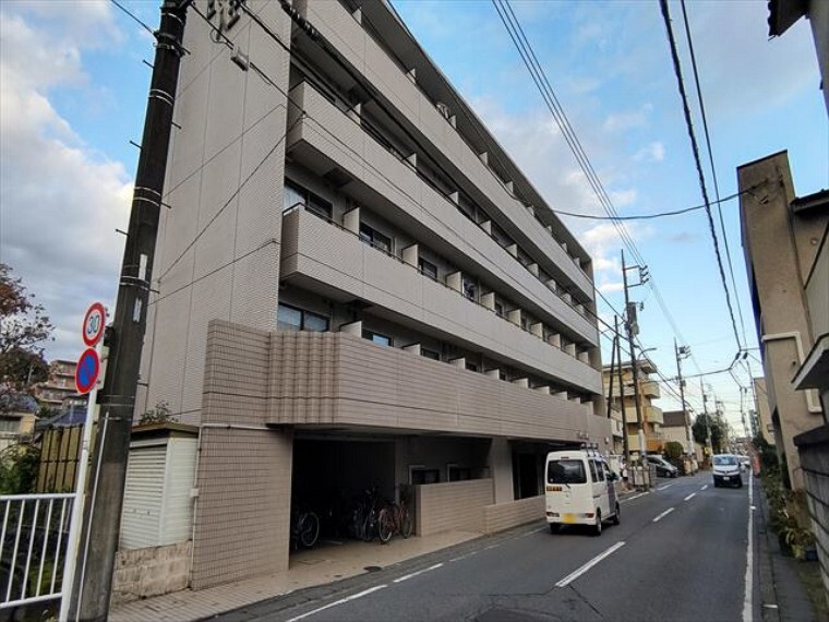 株式会社住まいの広場TOWNS