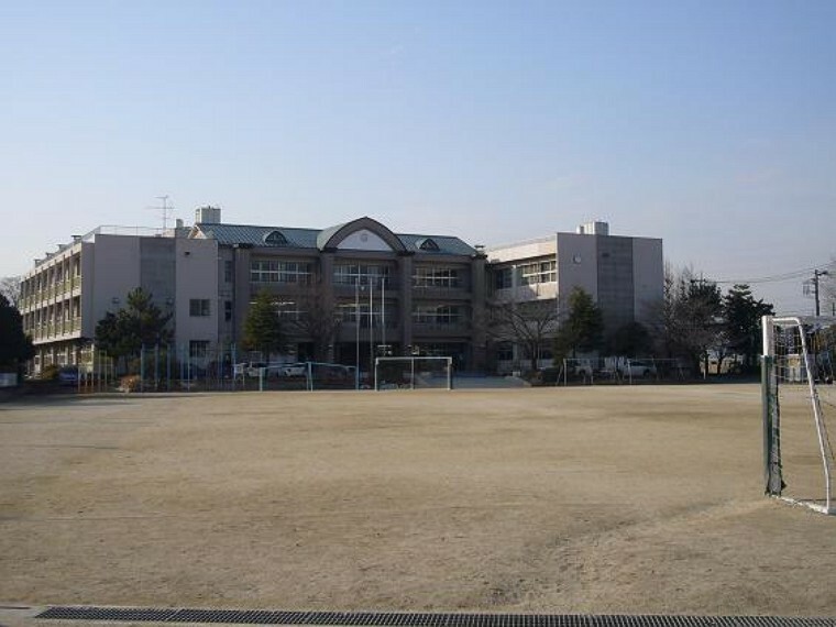 小学校 【小学校】越谷市立桜井小学校まで1347m