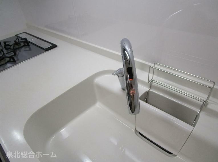 キッチン センサー式のシャワー水栓