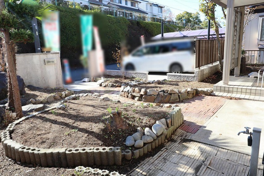 庭 庭 南側には日当たりのいいお庭付き　 ガーデニング用品を楽しむのも良し、改良してお子様の遊べるスペースにしても良しです　