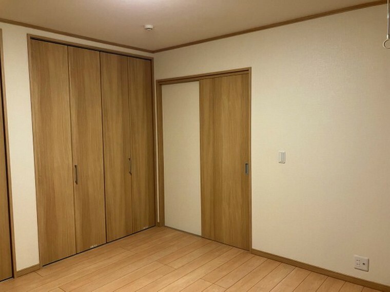 各居室には収納スペースがありお部屋を常に片付いた状態に保つことができます。
