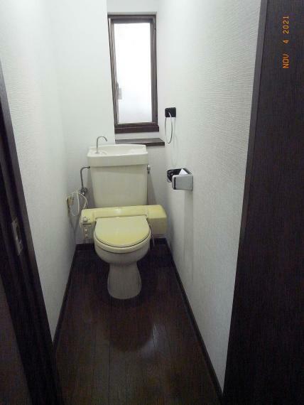 トイレ 1階トイレ 室内（2021年11月）撮影